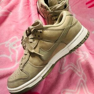 Nike Low-Top Sneakers in Tan and White